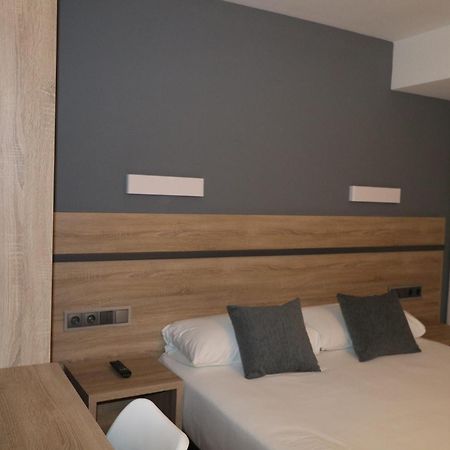 Hostal Alda Palencia Plaza Екстериор снимка