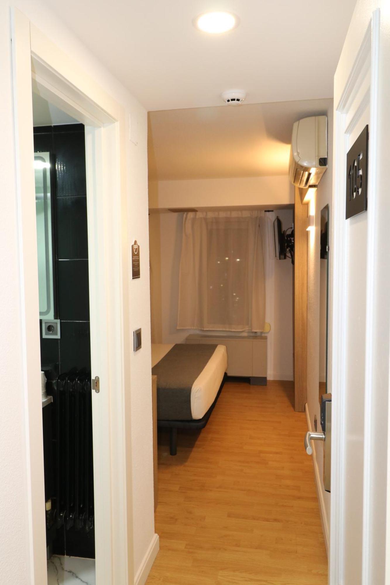 Hostal Alda Palencia Plaza Екстериор снимка