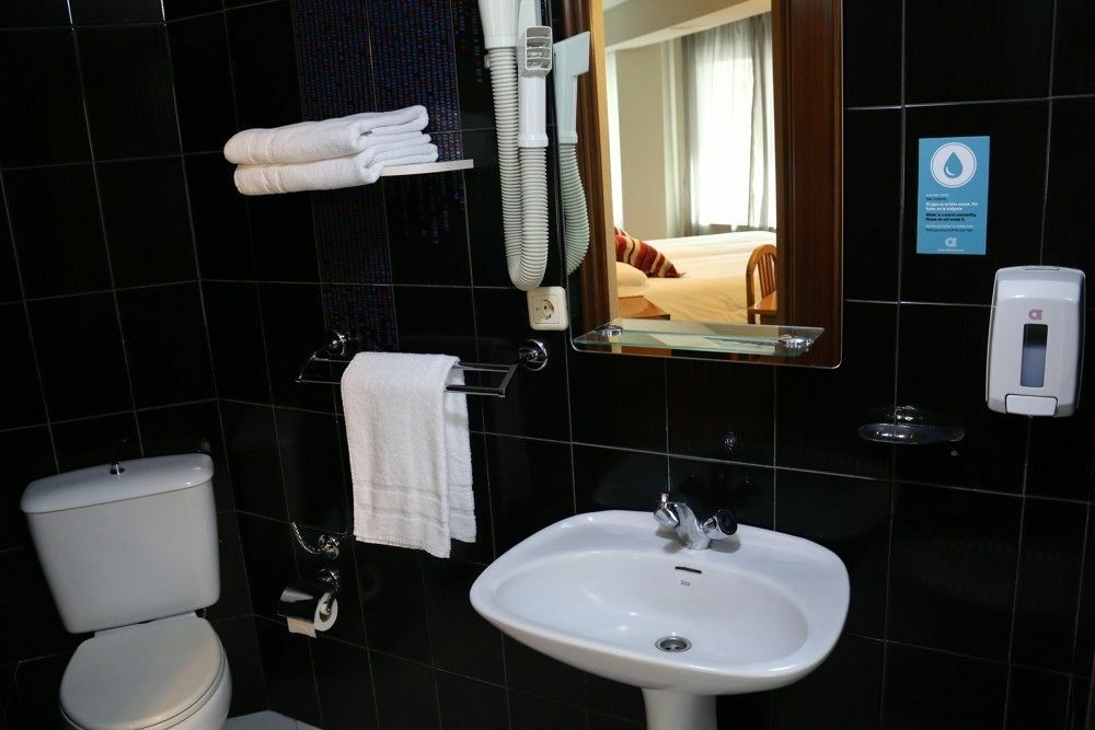 Hostal Alda Palencia Plaza Екстериор снимка